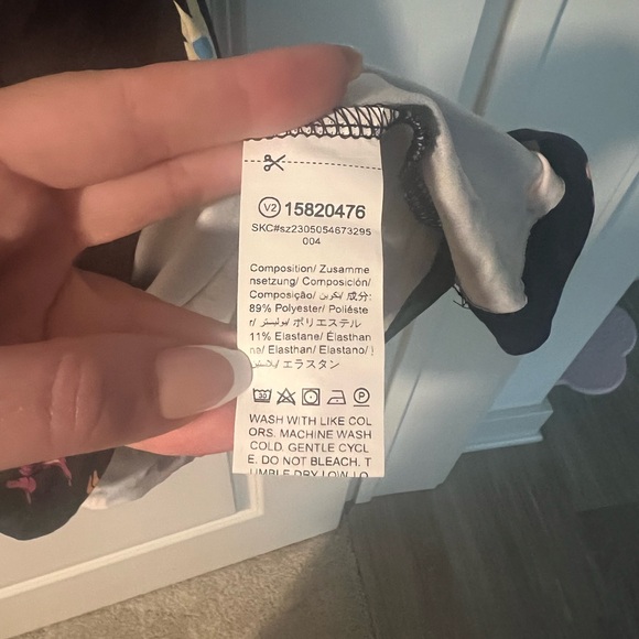 Floral print bodycon tank dress 🌸🌻🌺🌼 - Picture 4 of 6